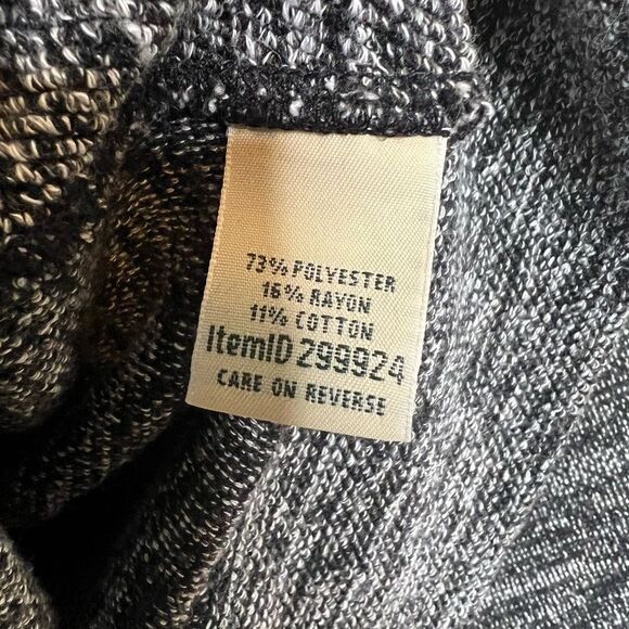 L.L. Bean Pullover - Picture 4 of 5